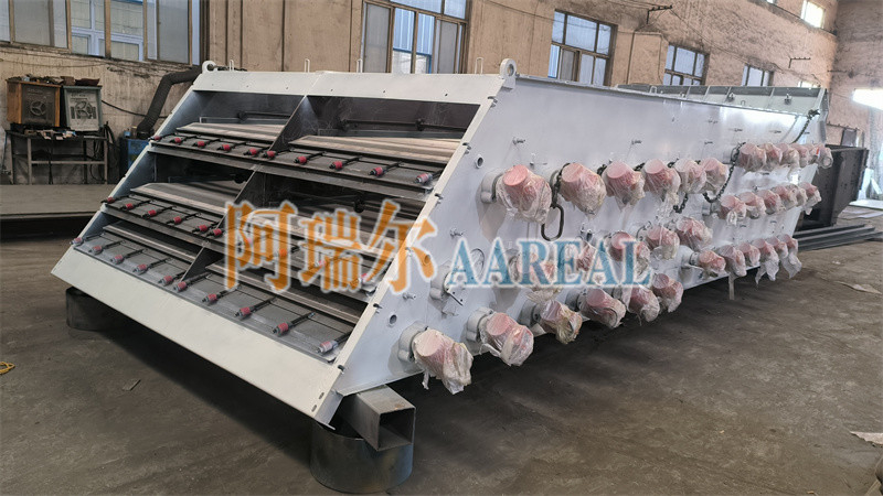 30TPH tamis vibrant à écran haute fréquence pour le vibrateur électromagnétique de sable de quartz humide