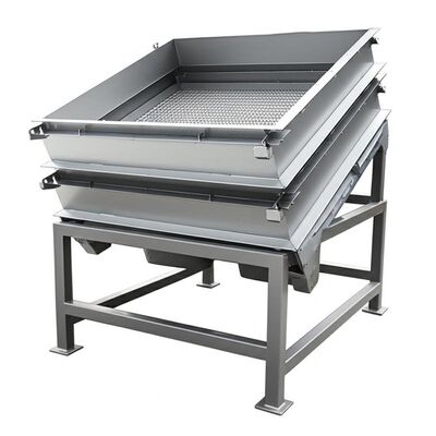 Une à cinq couches d'écran d'écran vibrant incorporant un mouvement tridimensionnel pour une séparation optimale des matériaux