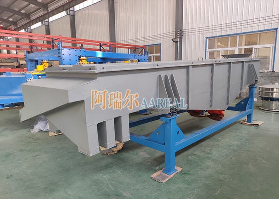Écran de vibration linéaire rectangulaire à plusieurs ponts en acier inoxydable de 1800*4500 mm pour le sel de mer